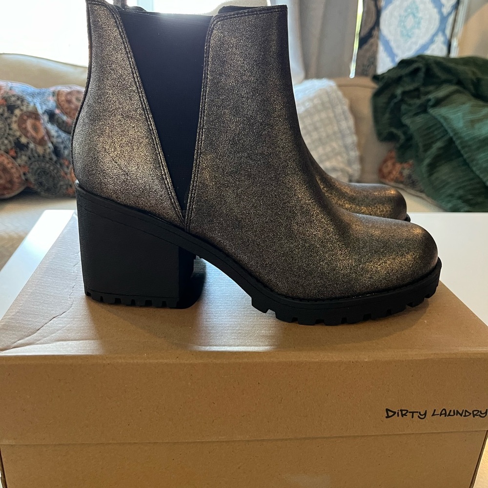 Dirty Laundry Gunmetal Metallic Block Heel Chelsea Booties